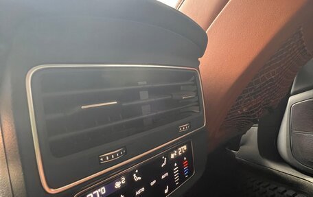 Audi Q7, 2023 год, 11 900 000 рублей, 25 фотография