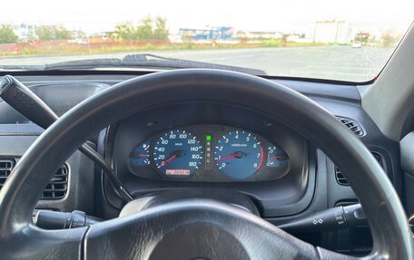 Nissan Cube II, 2001 год, 240 000 рублей, 5 фотография