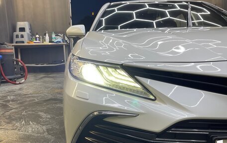 Toyota Camry, 2021 год, 3 450 000 рублей, 5 фотография