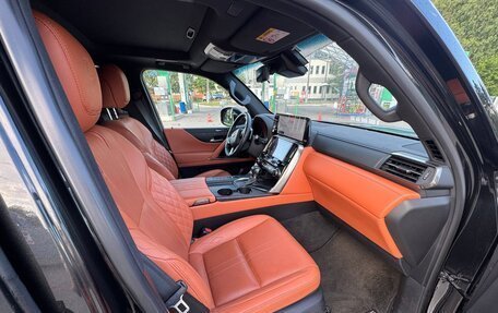 Lexus LX, 2023 год, 15 000 000 рублей, 9 фотография