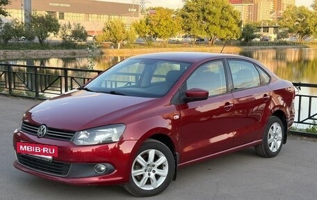 Volkswagen Polo VI (EU Market), 2012 год, 779 000 рублей, 2 фотография
