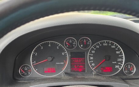 Audi A6, 2003 год, 550 000 рублей, 13 фотография