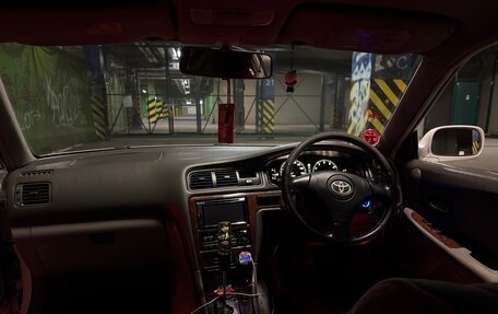 Toyota Mark II VIII (X100), 2000 год, 990 000 рублей, 8 фотография