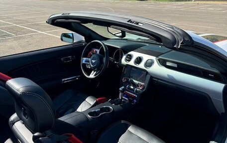 Ford Mustang VI рестайлинг, 2017 год, 3 599 000 рублей, 16 фотография