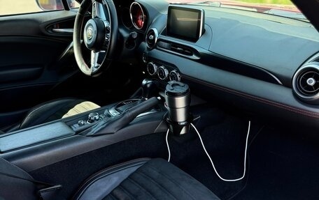Fiat 124 Spider I, 2018 год, 3 150 000 рублей, 9 фотография