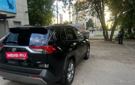 Toyota RAV4, 2021 год, 4 350 000 рублей, 5 фотография