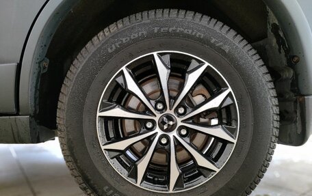 Mitsubishi Outlander III рестайлинг 3, 2017 год, 2 089 000 рублей, 7 фотография