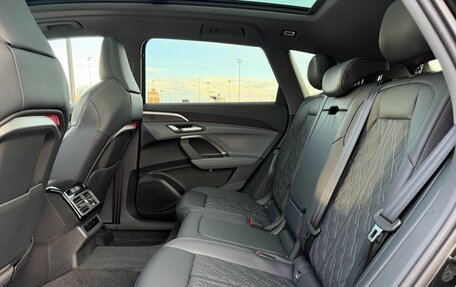 Audi Q5, 2026 год, 6 050 000 рублей, 28 фотография