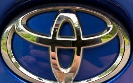 Toyota C-HR I рестайлинг, 2019 год, 1 900 000 рублей, 7 фотография