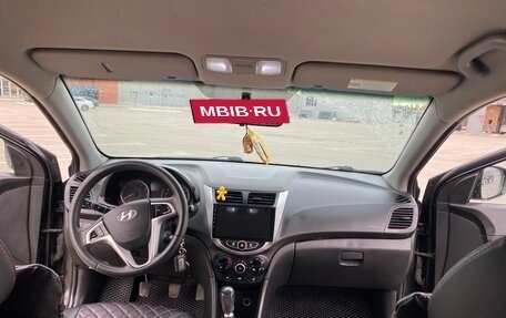 Hyundai Solaris II рестайлинг, 2013 год, 690 000 рублей, 14 фотография