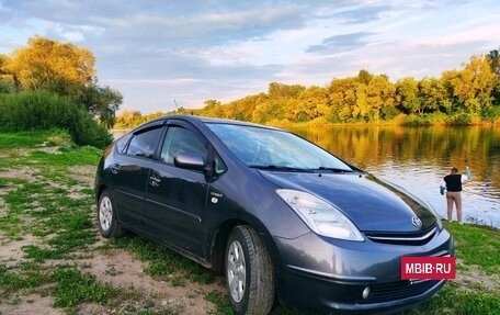 Toyota Prius, 2009 год, 850 000 рублей, 4 фотография