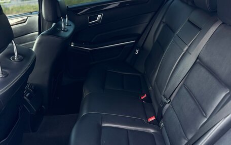 Mercedes-Benz E-Класс, 2013 год, 1 650 000 рублей, 24 фотография