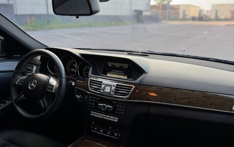 Mercedes-Benz E-Класс, 2013 год, 1 650 000 рублей, 29 фотография