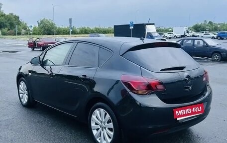 Opel Astra J, 2012 год, 900 000 рублей, 4 фотография