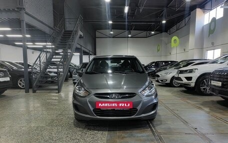 Hyundai Solaris II рестайлинг, 2011 год, 599 000 рублей, 2 фотография