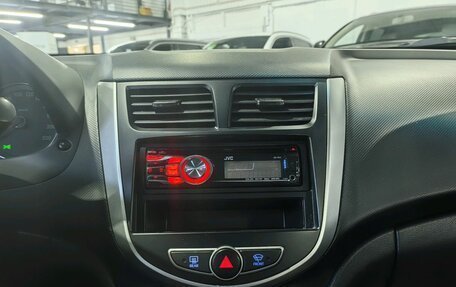 Hyundai Solaris II рестайлинг, 2011 год, 599 000 рублей, 9 фотография