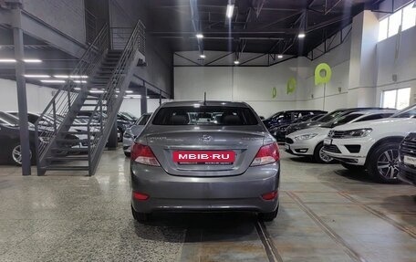 Hyundai Solaris II рестайлинг, 2011 год, 599 000 рублей, 5 фотография