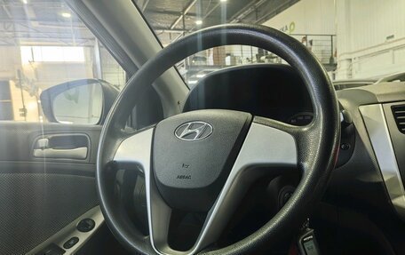 Hyundai Solaris II рестайлинг, 2011 год, 599 000 рублей, 15 фотография