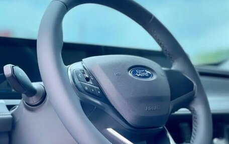 Ford Escort, 2021 год, 980 000 рублей, 9 фотография