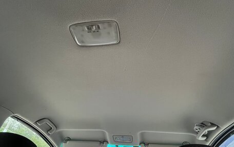 Toyota Ractis I, 2008 год, 600 000 рублей, 22 фотография