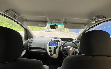 Toyota Ractis I, 2008 год, 600 000 рублей, 23 фотография