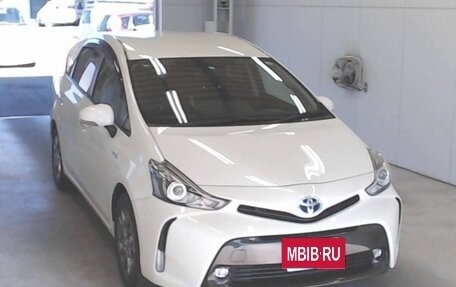 Toyota Prius Alpha I (ZVW40/41), 2017 год, 1 200 000 рублей, 5 фотография