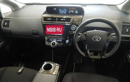 Toyota Prius Alpha I (ZVW40/41), 2017 год, 1 200 000 рублей, 4 фотография