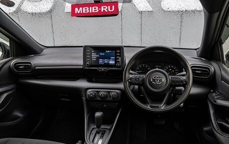 Toyota Yaris, 2020 год, 1 240 000 рублей, 6 фотография