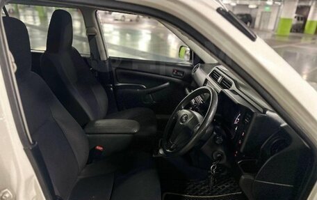 Toyota Succeed I рестайлинг, 2019 год, 1 090 000 рублей, 14 фотография
