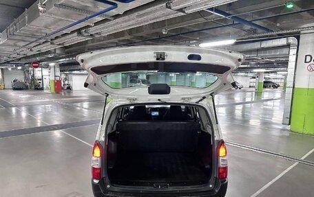 Toyota Succeed I рестайлинг, 2019 год, 1 090 000 рублей, 9 фотография
