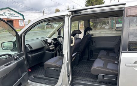 Nissan Serena III, 2007 год, 980 000 рублей, 9 фотография