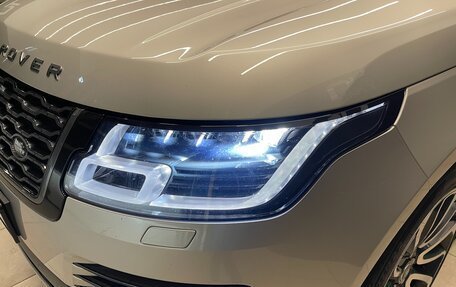 Land Rover Range Rover IV рестайлинг, 2018 год, 6 800 000 рублей, 4 фотография