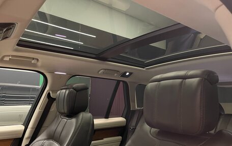 Land Rover Range Rover IV рестайлинг, 2018 год, 6 800 000 рублей, 17 фотография