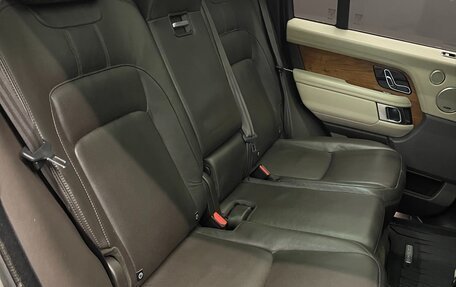Land Rover Range Rover IV рестайлинг, 2018 год, 6 800 000 рублей, 22 фотография
