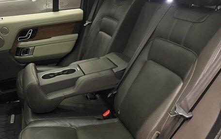 Land Rover Range Rover IV рестайлинг, 2018 год, 6 800 000 рублей, 24 фотография