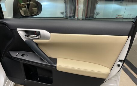 Lexus CT I рестайлинг, 2011 год, 1 800 000 рублей, 16 фотография