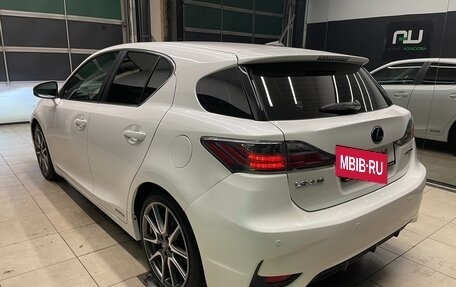 Lexus CT I рестайлинг, 2011 год, 1 800 000 рублей, 4 фотография