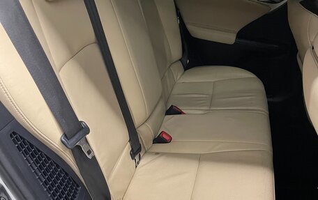 Lexus CT I рестайлинг, 2011 год, 1 800 000 рублей, 19 фотография