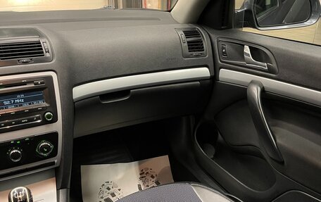 Skoda Octavia, 2010 год, 880 000 рублей, 15 фотография