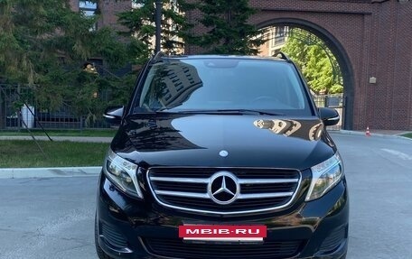 Mercedes-Benz V-Класс, 2014 год, 3 100 000 рублей, 2 фотография