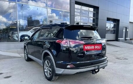 Toyota RAV4, 2017 год, 2 200 000 рублей, 7 фотография