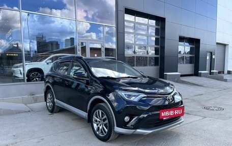 Toyota RAV4, 2017 год, 2 200 000 рублей, 3 фотография