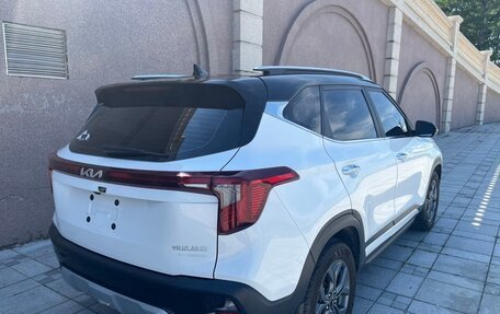 KIA Seltos I, 2023 год, 1 900 000 рублей, 2 фотография
