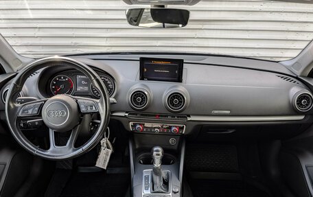Audi A3, 2019 год, 1 999 000 рублей, 13 фотография