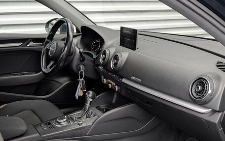 Audi A3, 2019 год, 1 999 000 рублей, 12 фотография