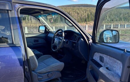 Toyota Hilux Surf III рестайлинг, 2000 год, 999 000 рублей, 5 фотография