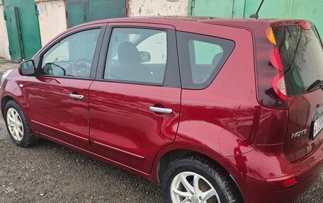 Nissan Note II рестайлинг, 2011 год, 720 000 рублей, 2 фотография