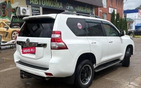 Toyota Land Cruiser Prado 150 рестайлинг 2, 2014 год, 3 650 000 рублей, 7 фотография