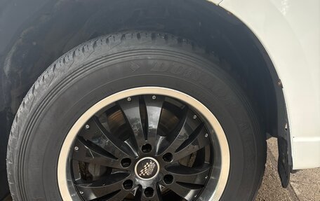 Toyota Land Cruiser Prado 150 рестайлинг 2, 2014 год, 3 650 000 рублей, 18 фотография