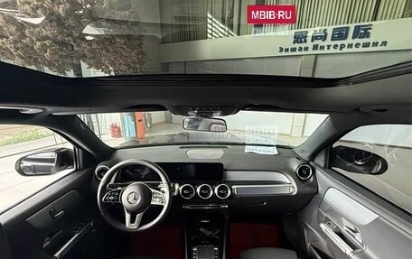 Mercedes-Benz GLB, 2022 год, 2 700 000 рублей, 2 фотография